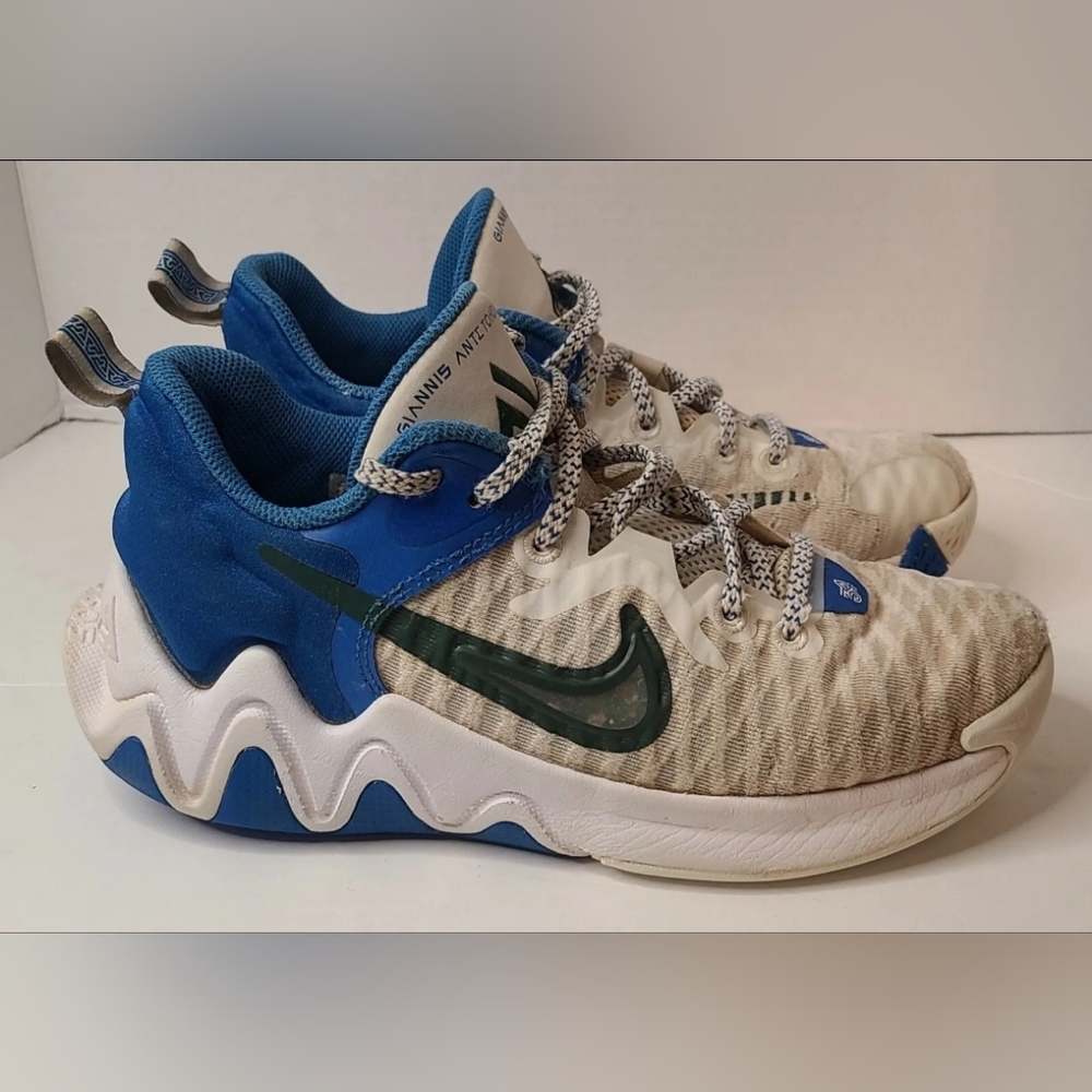RARE! Size 4.5Y NIKE GIANNIS IMMORTALITY BASKETBALL SHOES DB6081 115.